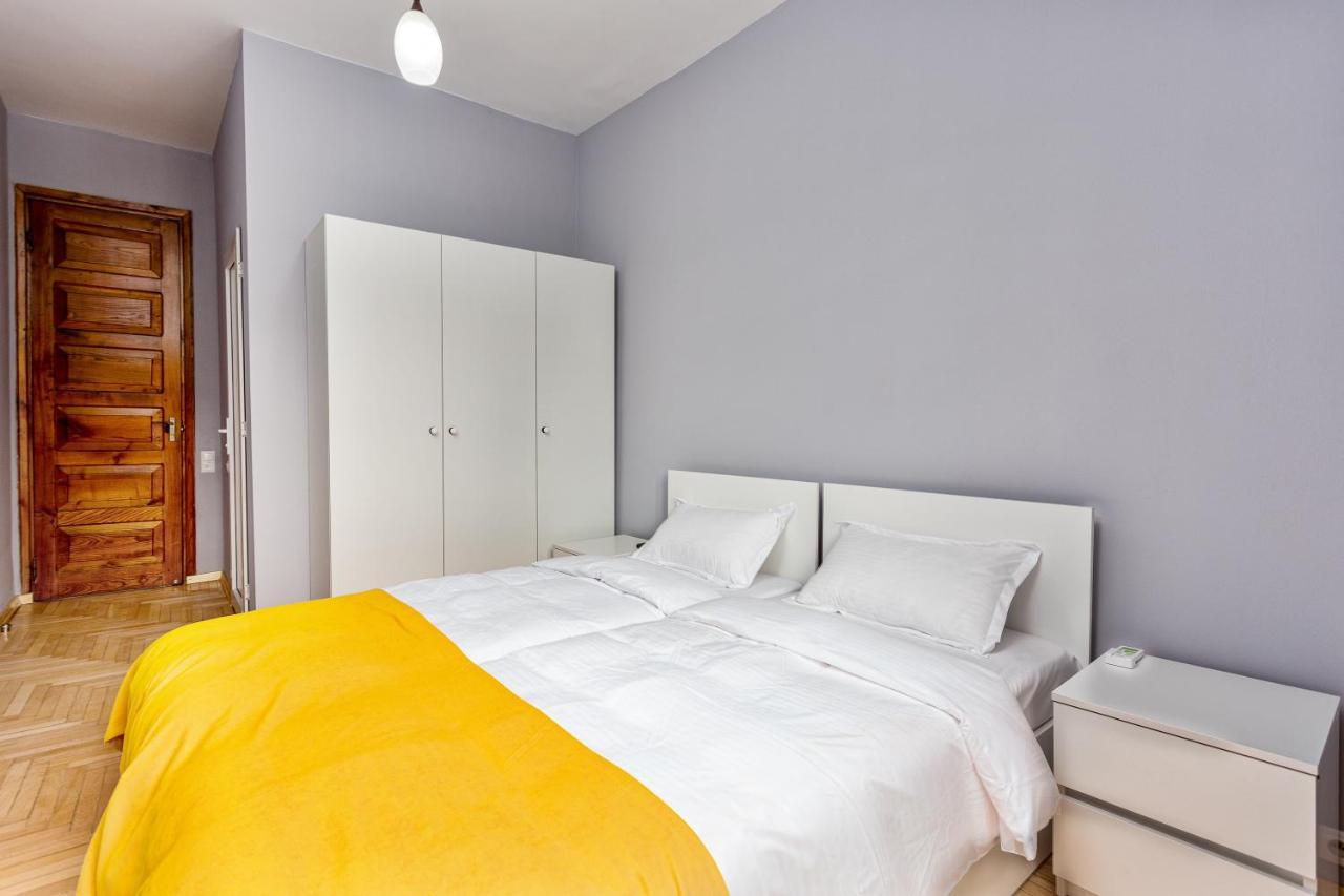 Sunny Hotel ティビリシ エクステリア 写真
