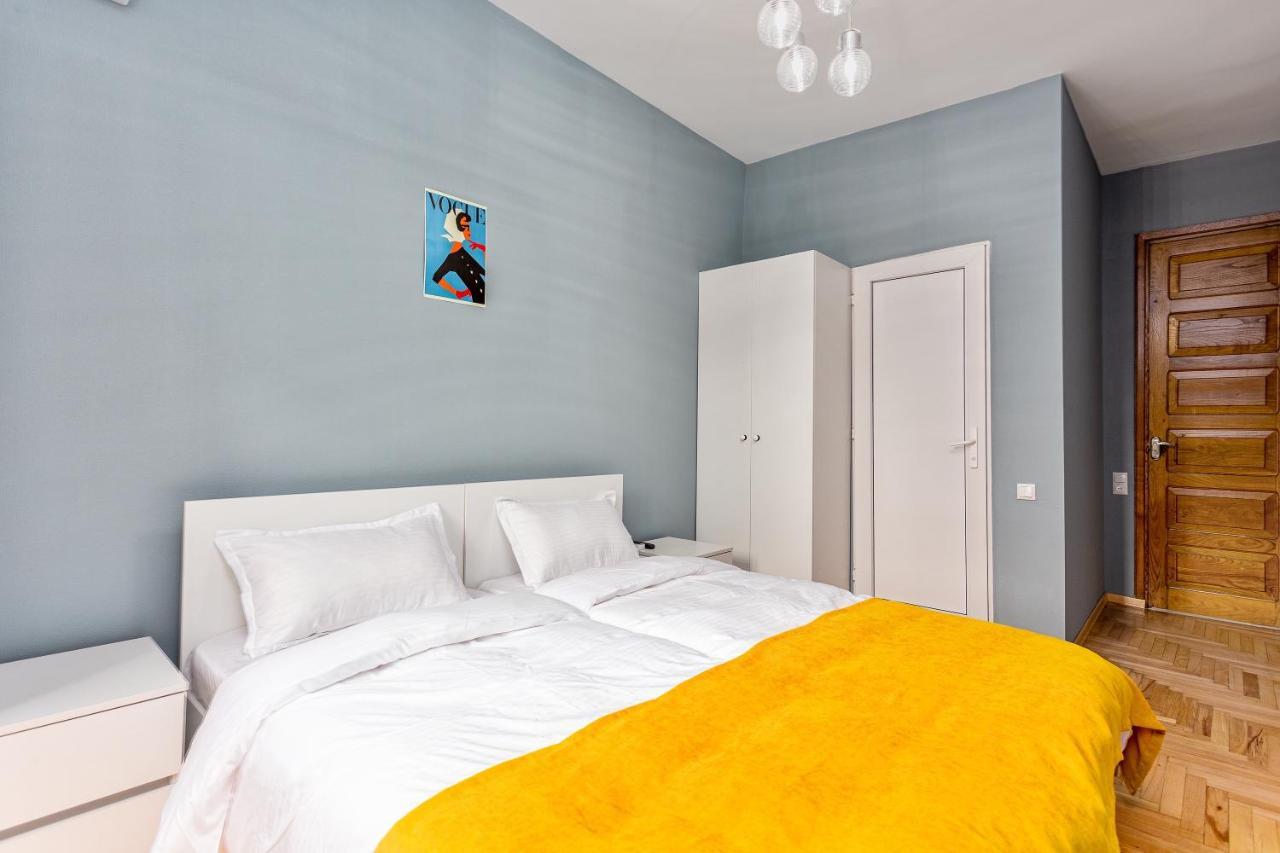 Sunny Hotel ティビリシ エクステリア 写真